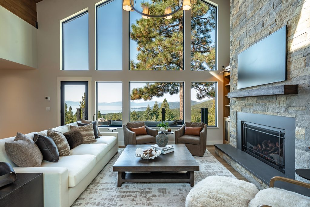 Contemporary lakeview interior remodeled by Greenwood Homes